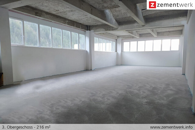 Büro- / Lagerflächen in Lorüns ( 3 x 200 m² )