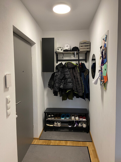 Schöne helle 3 Zimmer Neubauwohnung im Dorfzentrum von Langen. 