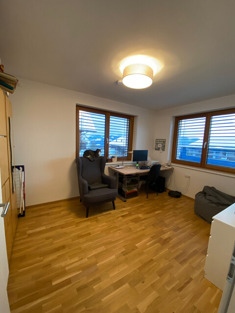 Schöne helle 3 Zimmer Neubauwohnung im Dorfzentrum von Langen. 