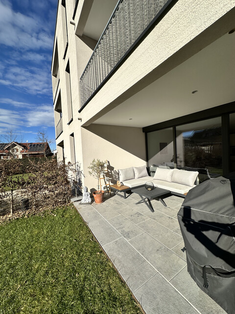 Moderne 2-Zimmer Neubau-Gartenwohnung mit Terrasse und Privatgarten