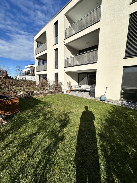 Moderne 2-Zimmer Neubau-Gartenwohnung mit Terrasse und Privatgarten