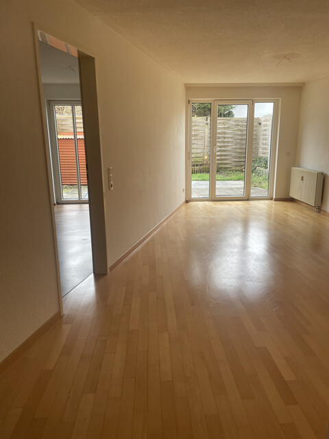  2 Zimmer Gartenwohnung mit südseitiger Terrasse 