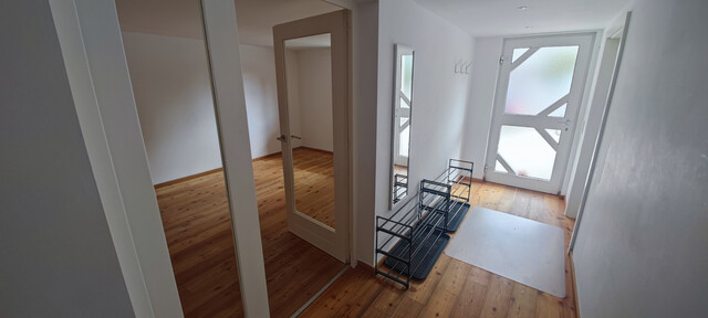 4 Zimmer Wohnung mit Terrasse, Balkon & Garten