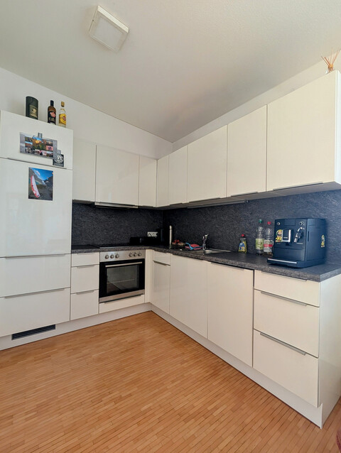 Provisionsfreie Wohnung mit großem Balkon, Garage und Keller in attraktiver Lage (+ Grenznähe FL/CH)