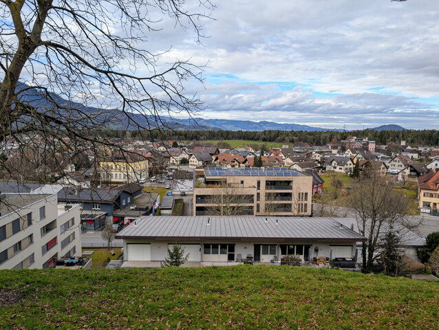 Provisionsfreie Wohnung mit großem Balkon, Garage und Keller in attraktiver Lage (+ Grenznähe FL/CH)