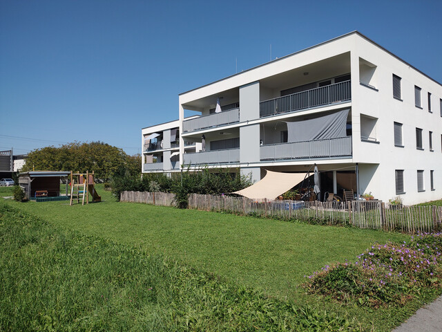 Hochwertige und sonnige 4-Zimmer Wohnung