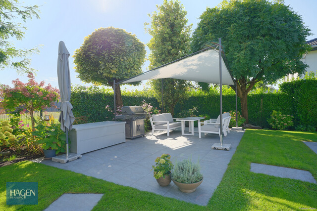 Ein Ort zum Ankommen: Elegante Villa mit Gartenidylle und Wellness