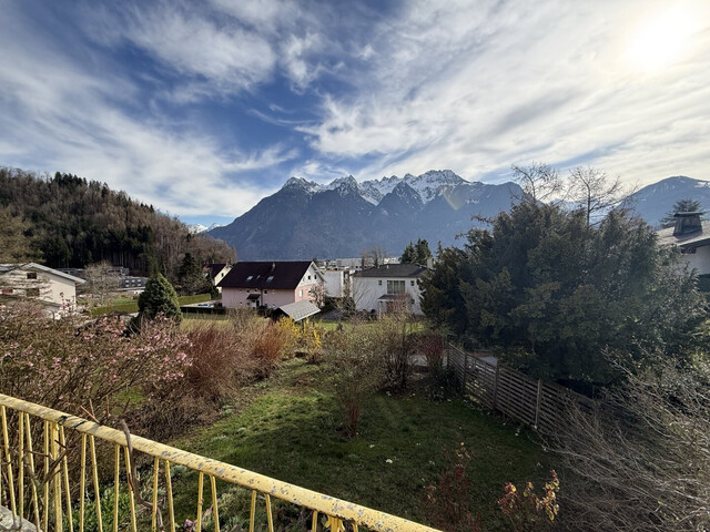 Einfamilienhaus mit Garten, Balkon und Bergblick in Bludenz zu vermieten