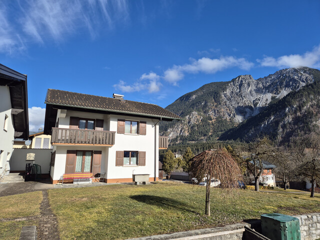 …auf der Sonnenseite von Vandans… großer Garten und viel Platz!