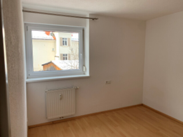 Schöne 2-Zimmer-Wohnung mit Balkon in ruhiger und zentraler Lage zu vermieten