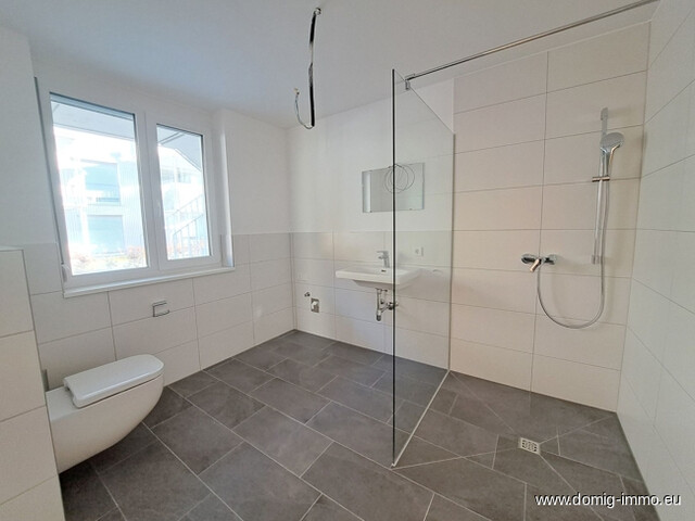 NEUBAU: Traumhafte Gartenwohnung mit großem eigenem Tiefgaragenbereich in Lorüns zu verkaufen!