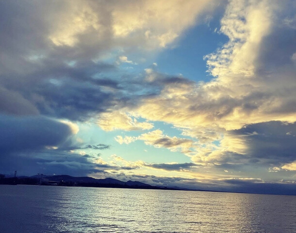 Freundliche 4-Zimmer-Wohnung direkt am See mit Terrasse