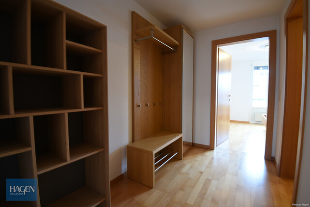 Teilmöblierte 3,5 Zimmer Dachgeschosswohnung in Schwarzach zu vermieten!