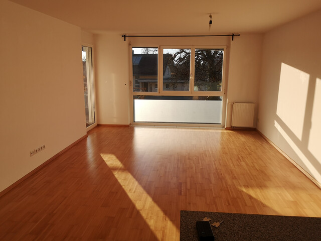 helle 2 Zimmer Wohnung mit überraschend viel Platz inkl. Tiefgarage und Keller