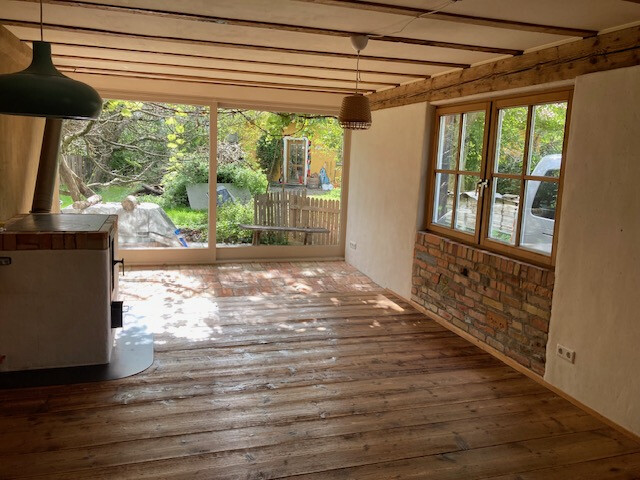 Kleines  Haus mit Terrasse in ruhiger Lage