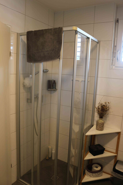 SÜD-WEST -3-Zimmer-Wohnung im 2.Obergeschoss  inkl. 1 x TG-Platz- ca.9 Jahre alt - Feldkirch/Altenstadt, ausreichend Bewohner-und Besucherstellplätze im Freien