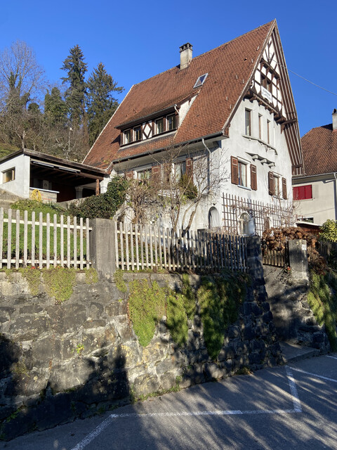 Wohnen in bester Lage - großzügige Stadtvilla mit Ausbaupotential am schönen Ardetzenberg in Feldkirch