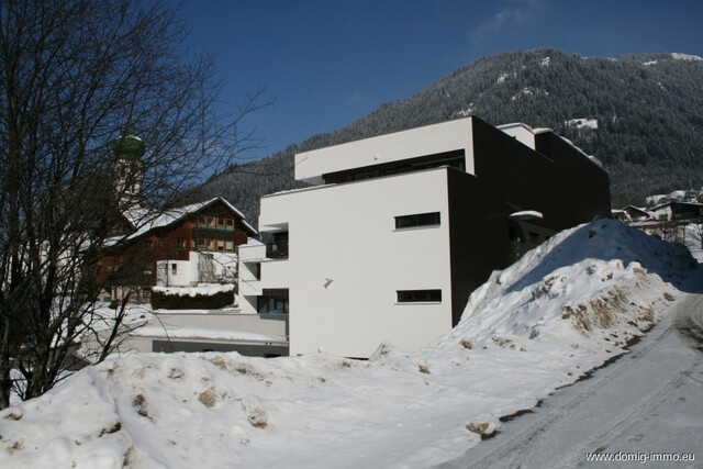Sonnige 4 Zimmer-Ferienwohnung (8 Betten/2 Bäder) mit TG Platz im Zentrum von St. Gallenkirch/Montafon!