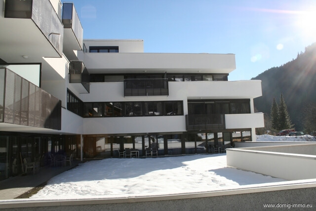 Sonnige 4 Zimmer-Ferienwohnung (8 Betten/2 Bäder) mit TG Platz im Zentrum von St. Gallenkirch/Montafon!