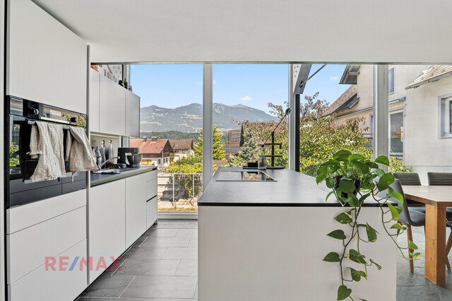 Mehrgenerationenhaus mit vier komfortablen Wohnungen