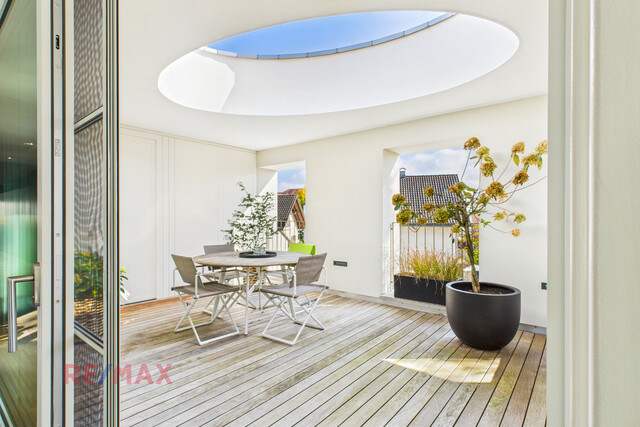 Penthouse Prestige: Das einzige Wohnrefugium auf der obersten Ebene