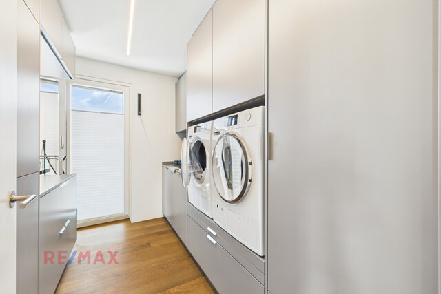 Penthouse Prestige: Das einzige Wohnrefugium auf der obersten Ebene