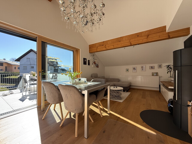 Grenznah  |  Sonnig  | Mehrfamilienhaus