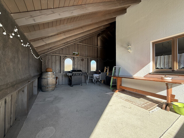 Grenznah  |  Sonnig  | Mehrfamilienhaus