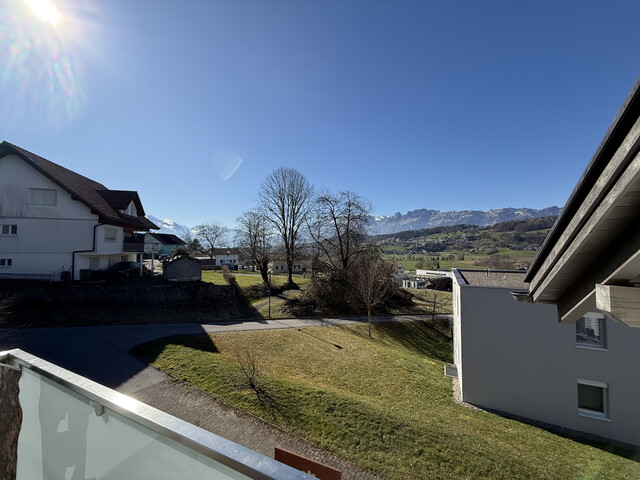 Grenznah  |  Sonnig  | Mehrfamilienhaus