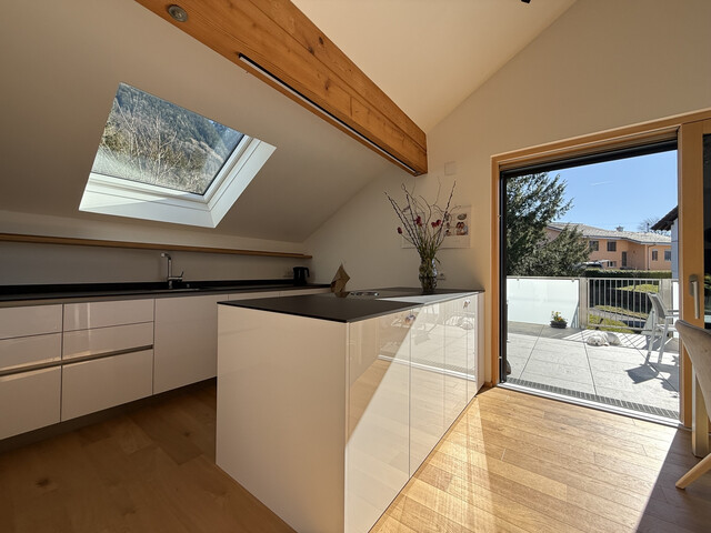 Grenznah  |  Sonnig  | Mehrfamilienhaus