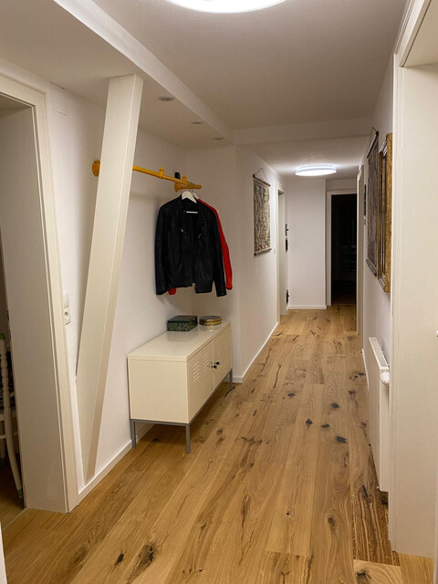 Schöne Wohnung/halbes Haus in schönem Wohngebiet 