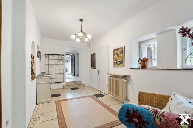 Stilvolles Wohnen im Herzen des Altbaus