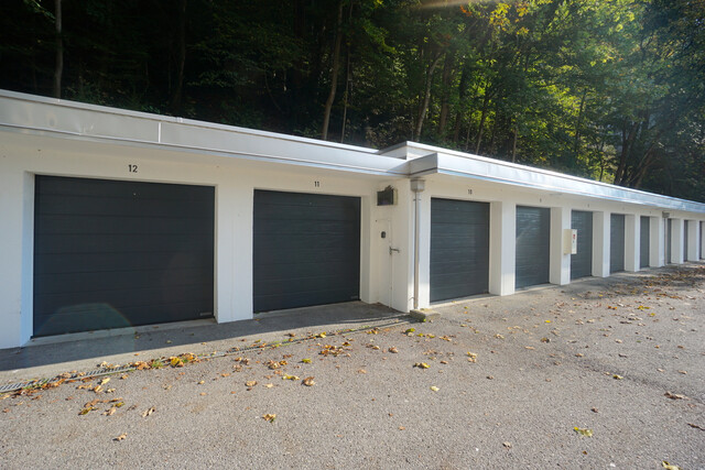 BIETERVERFAHREN  |  Garagenbox  |  Götzis  |  Modern  |  Selten