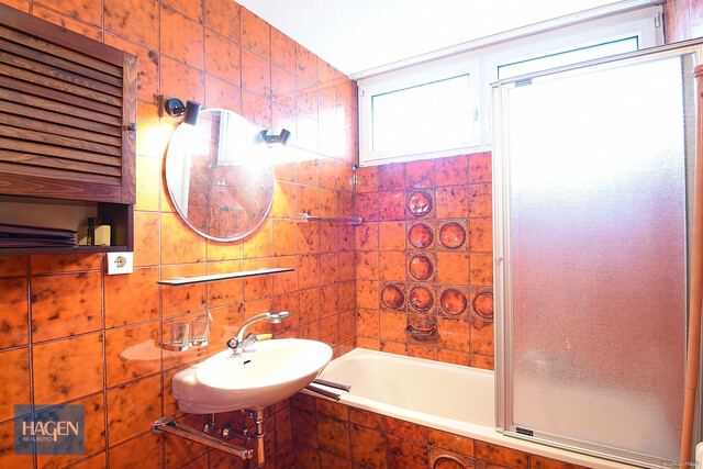 3-Zimmer-Wohnung mit Balkon, Tiefgaragenstellplatz und viel Potenzial in Lochau