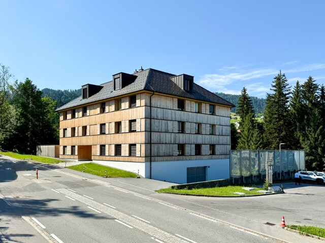 Wohnen mit Ausblick - neuwertige 3-Zimmer Wohnung! Top 12