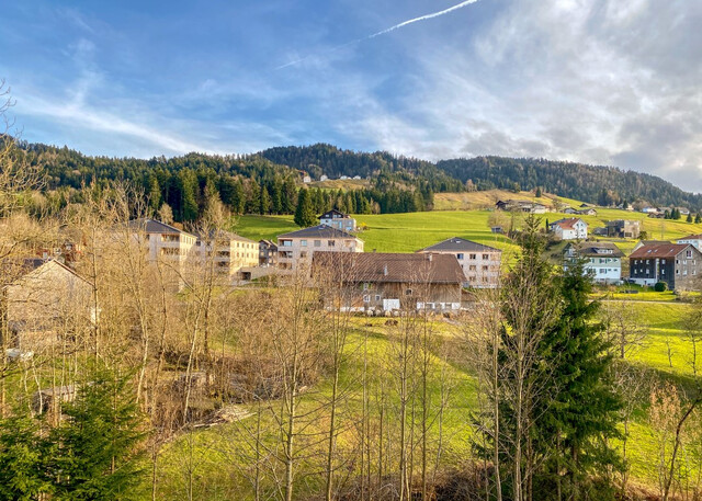 Wohnen mit Ausblick - neuwertige 3-Zimmer Wohnung! Top 12