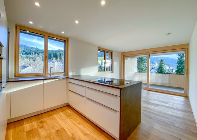 Wohnen mit Ausblick - neuwertige 3-Zimmer Wohnung! Top 12
