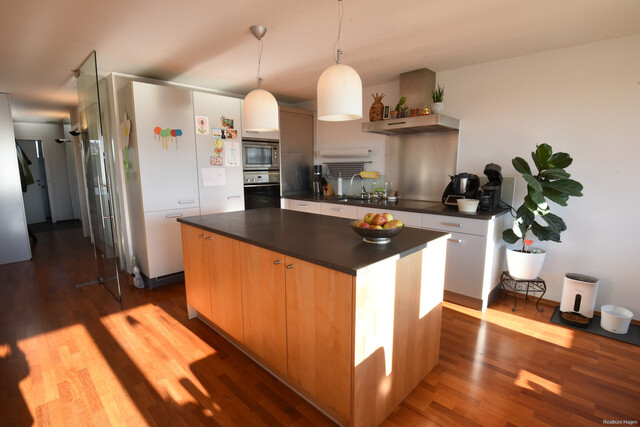 Sehr gepflegte 3 Zimmerwohnung mit toller Aussicht, im Zentrum von Lustenau!