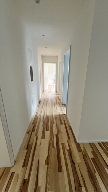 Stilvolle 3,5-Zimmerwohnung mit Seeblick – Neuwertig nach Komplettsanierung