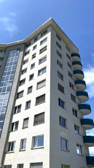 Stilvolle 3,5-Zimmerwohnung mit Seeblick – Neuwertig nach Komplettsanierung