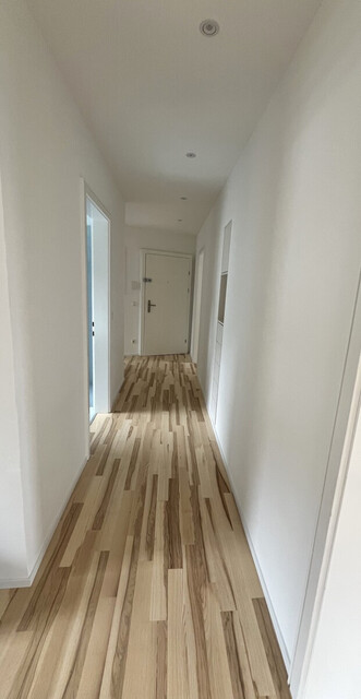 Stilvolle 3,5-Zimmerwohnung mit Seeblick – Neuwertig nach Komplettsanierung