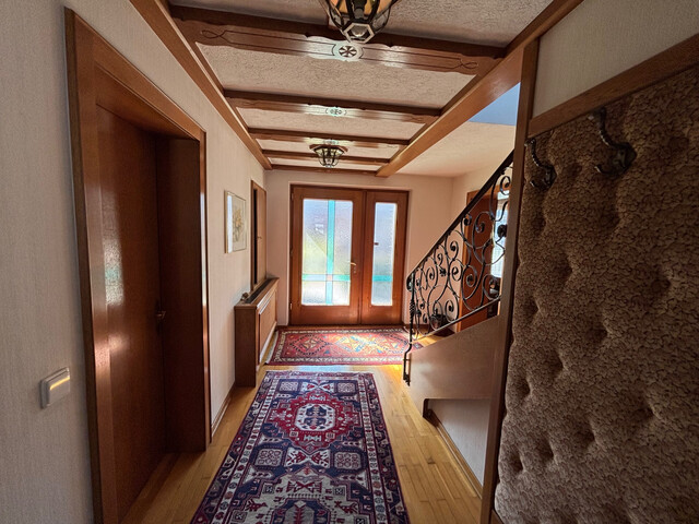 Charmantes Einfamilienhaus in ruhiger Sonnenlage mit Bergblick in Schlins