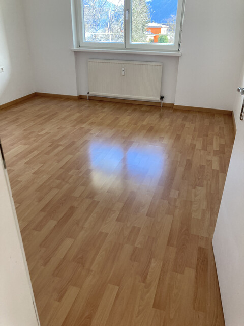 Geräumige, sonnige Wohnung 