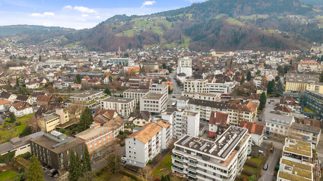 3-Zimmer-Wohnung in Dornbirn: 2 Balkone, Wohnküche und viel Platz!