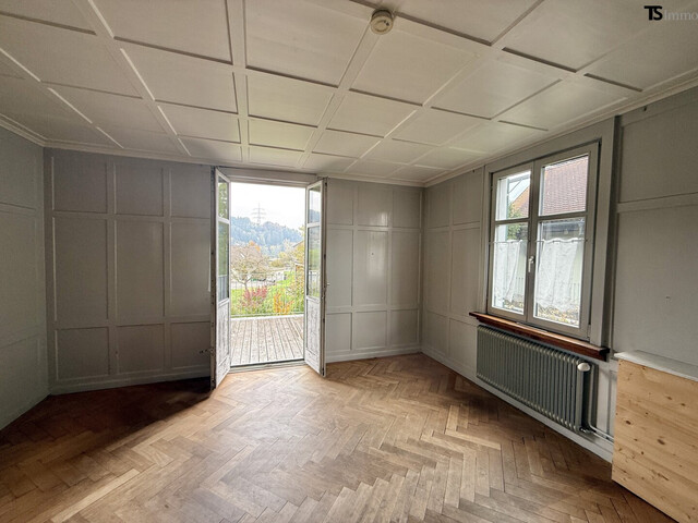 Göfis: Charmantes Einfamilienhaus mit ca, 220m2 Wohnfläche, 6 Schlafzimmer und Garten im Zentrum von Göfis