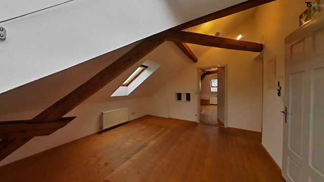 Göfis: Charmantes Einfamilienhaus mit ca, 220m2 Wohnfläche, 6 Schlafzimmer und Garten im Zentrum von Göfis