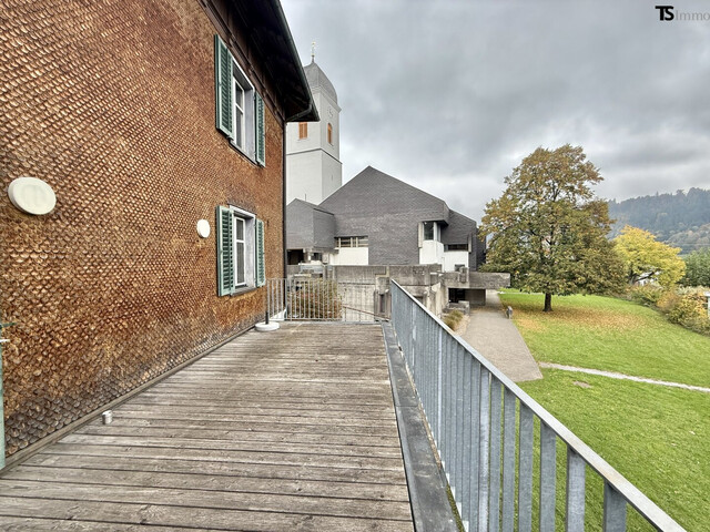 Göfis: Charmantes Einfamilienhaus mit ca, 220m2 Wohnfläche, 6 Schlafzimmer und Garten im Zentrum von Göfis