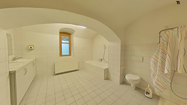 Göfis: Charmantes Einfamilienhaus mit ca, 220m2 Wohnfläche, 6 Schlafzimmer und Garten im Zentrum von Göfis