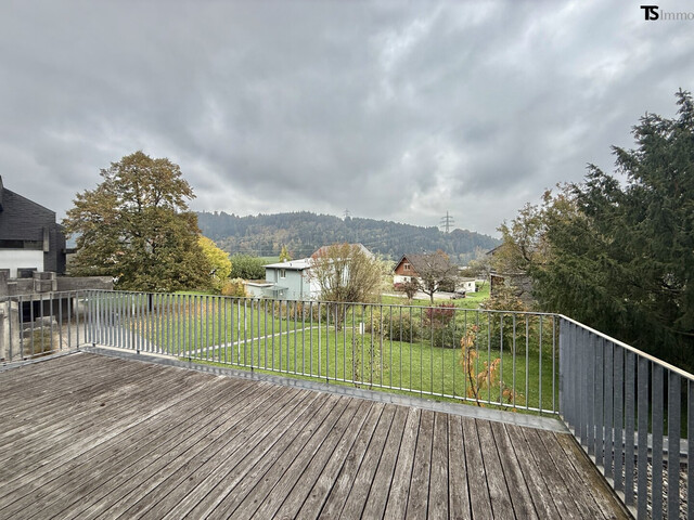 Göfis: Charmantes Einfamilienhaus mit ca, 220m2 Wohnfläche, 6 Schlafzimmer und Garten im Zentrum von Göfis