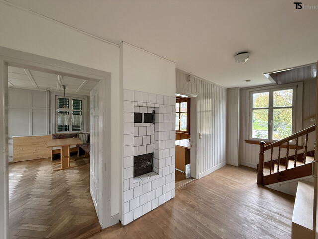 Göfis: Charmantes Einfamilienhaus mit ca, 220m2 Wohnfläche, 6 Schlafzimmer und Garten im Zentrum von Göfis